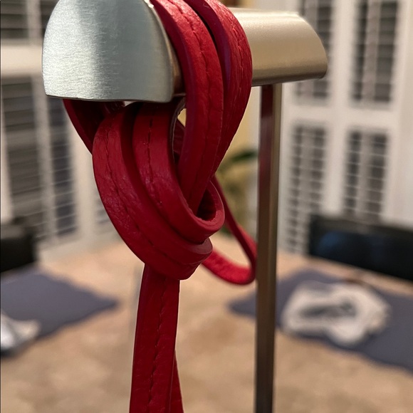 Furla Vibrant Red Leather Crossbody Bag EUC LOOKS NEW!  Beautiful! - Picture 6 of 15